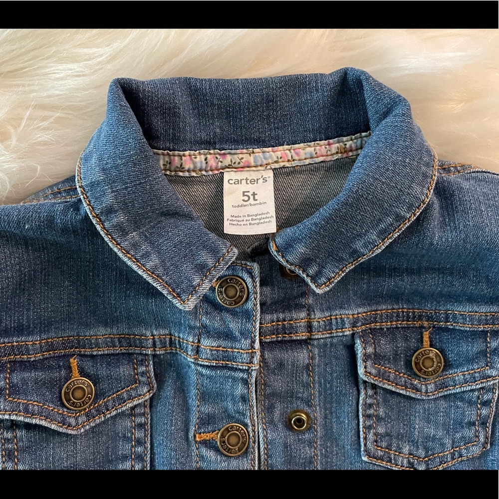 EUC Carter’s Toddler Jean Jacket Sz 5T - Picture 2 of 3